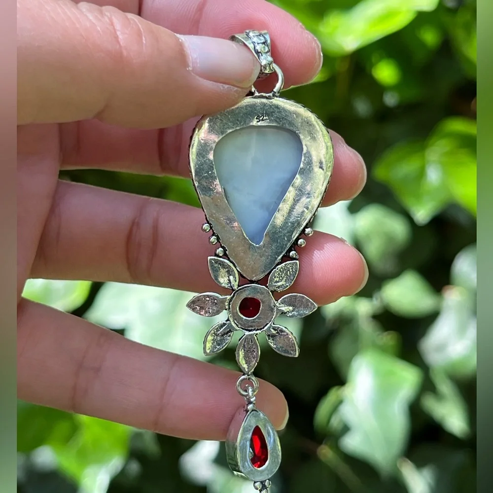925 silver‎ plated Owhyee Opal pendant